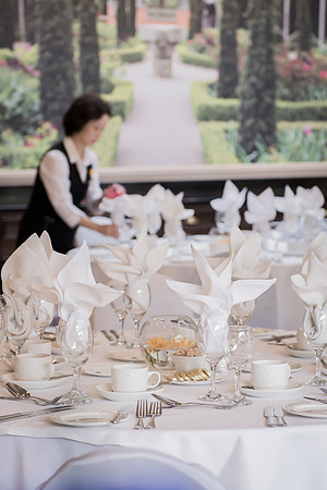 Wedding venue Reigate manor hotel / The wedding reception