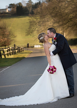 Surrey Wedding Photographer - Weddings at Woldingham Golf Club