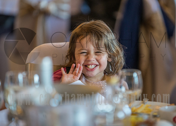 Kinds at wedding