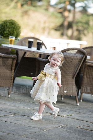 Kids at wedding