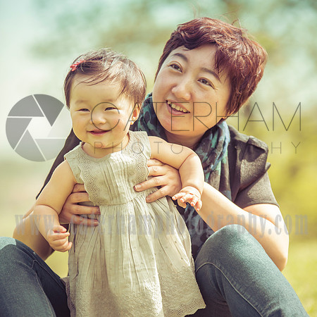 surrey portrait photographer- family photo shoot- mum and daughter