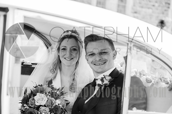 sacred heart church caterham / bride & groom leaving the church