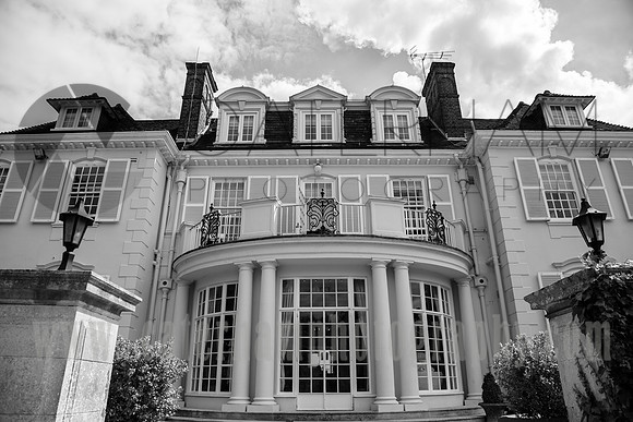 Front View De Vere Gorse Hill, Surrey Wedding Venue, Surrey Wedding Photographer,
