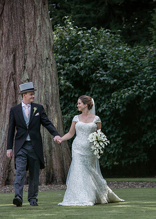 Surrey wedding photographer : Wedding photos in Woldingham