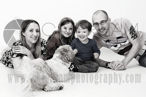 Caterham photography : surrey photographer for child portrait photography, professional family photos and family portraits