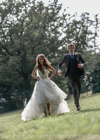 Surrey wedding photographer : Wedding photos in Redhill