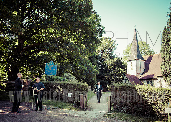 surrey wedding photographer -chaldon church- chruch wedding