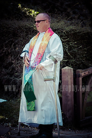 chaldon church weddings (7)