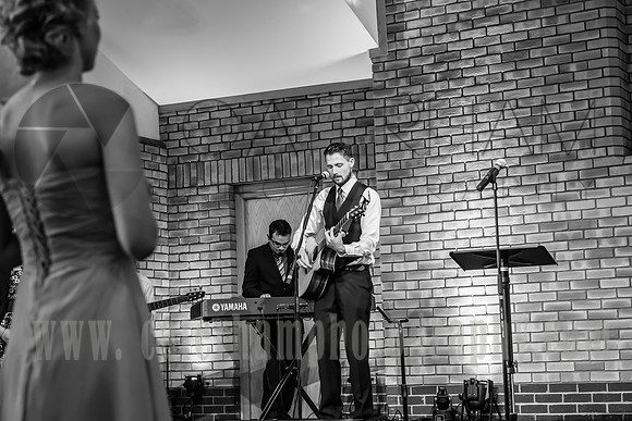 Surrey wedding photographer / reigate baptist church (27) / The musicians at the wedding ceremony
