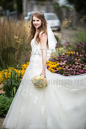 Surrey wedding photographer / The bride arriving to the church / reigate baptist church (31) /