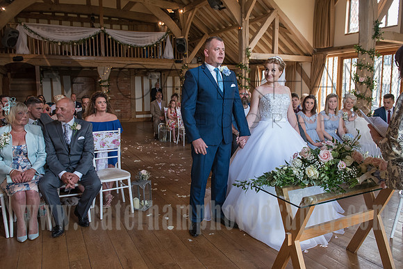 Cain Manor Weddings, Surrey Wedding Photography, Wedding at Cain Manor, Wedding day and decotations