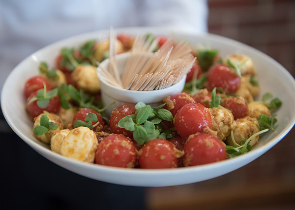Surrey wedding Photographer - Surrey National Golf Club Weddings - Wedding reception food