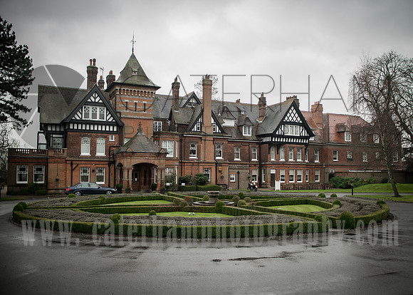 surrey wedding photographer- woodlands hotel- the venue