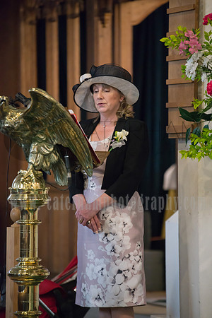 Surrey wedding photographer godstone church wedding Mothers speech for the new married couple