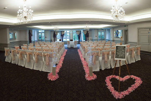 Surrey Wedding Photographer Wedding in Surrey