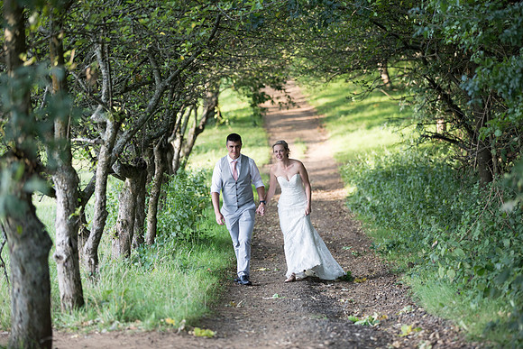 Surrey wedding photographer : Bletchingley Golf Club Wedding