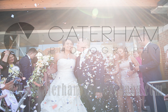 St Mildred's Parish Croydon Wedding, London Wedding Photographer, Church Wedding, Confetti Shot