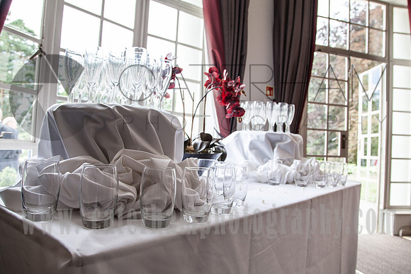Surrey wedding photographer Gorse Hill Wedding Woking