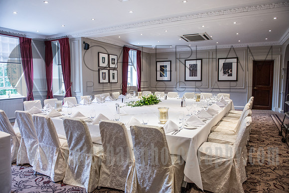 Surrey wedding photographer Gorse Hill Wedding Woking