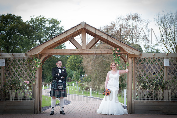 Surrey wedding photographer reigate hill golf club weddings