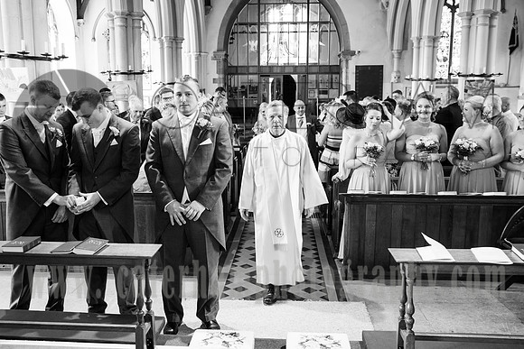 Wedding Ceremony, Guests, St Mary the Virgin, Surrey Wedding Photographer, Wedding Photography
