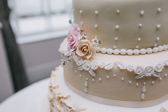 London Wedding photographer De vere Grand Connaught Rooms weddings