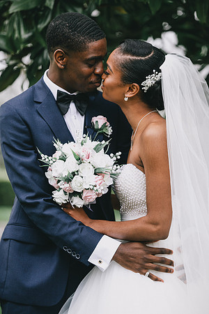 London Wedding photographer De vere Grand Connaught Rooms weddings