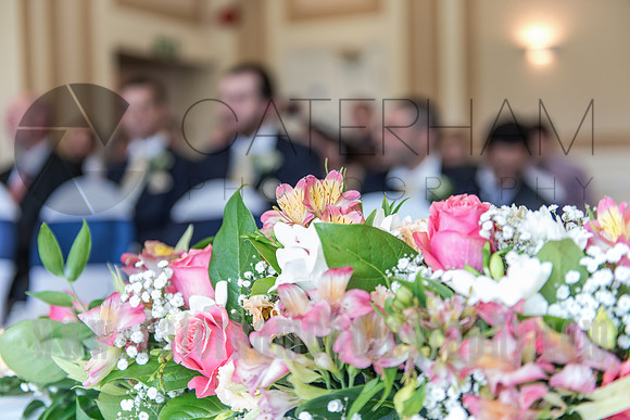 Surrey wedding photographer / woldingham golf club wedding /291 Sarah_Robert-_8007667