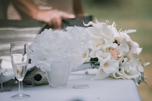 Surrey wedding photographer The Runnymede on Thames Hotel weddings 1Y6A0497