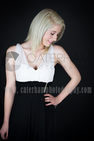 Surrey make-up photographers / A blonde girl